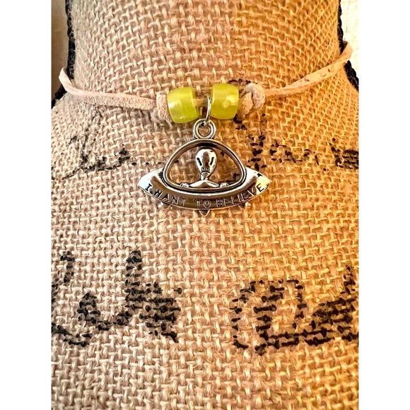 Alien on a Trip Choker Necklace with Glow in the Dark Beads - Picture 5 of 14